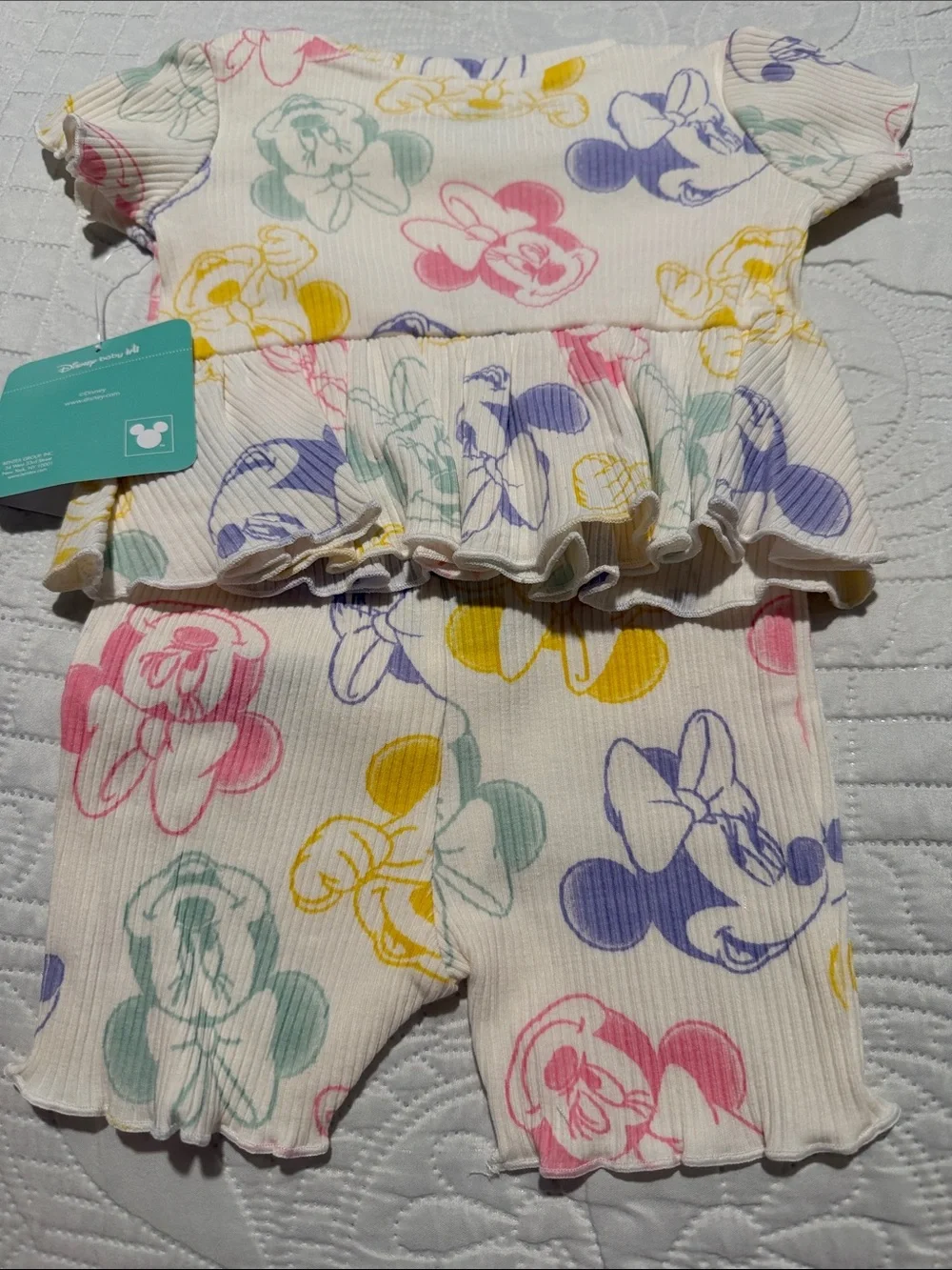Disney & Old Navy Collaboration Minnie Mouse Shirt & Short Set